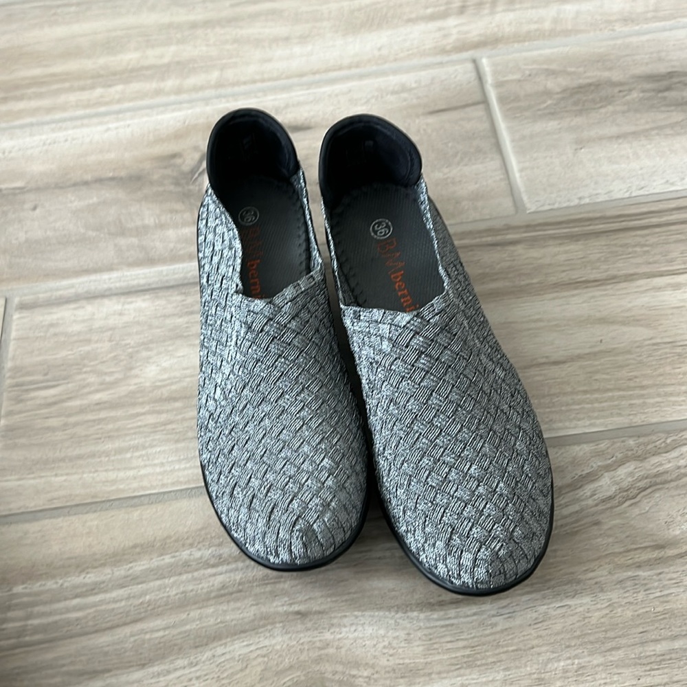 Women’s super comfortable wedges.